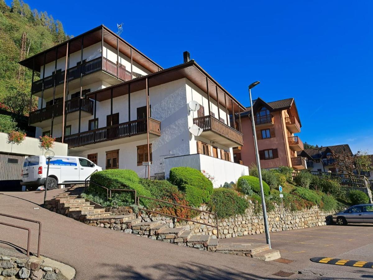 Apartamento Casa bianca Malè Exterior foto